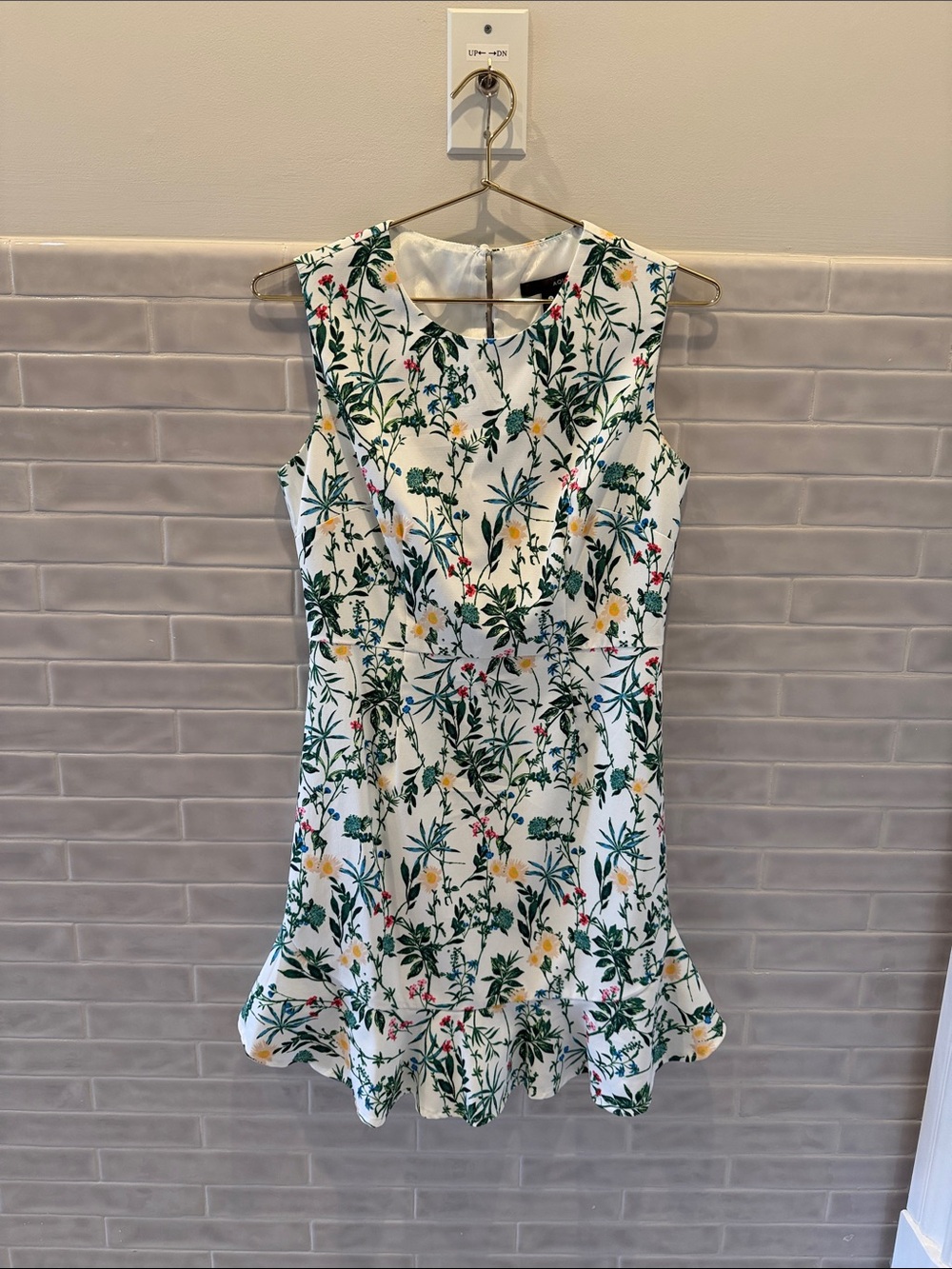 Aqua White floral Print Sleeveless Mini Dress